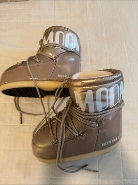 Moon Boot Metallic Rose Gold Winter Boot
